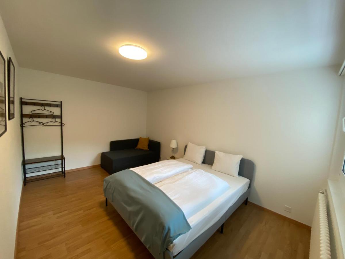 Galaxy Apartment *